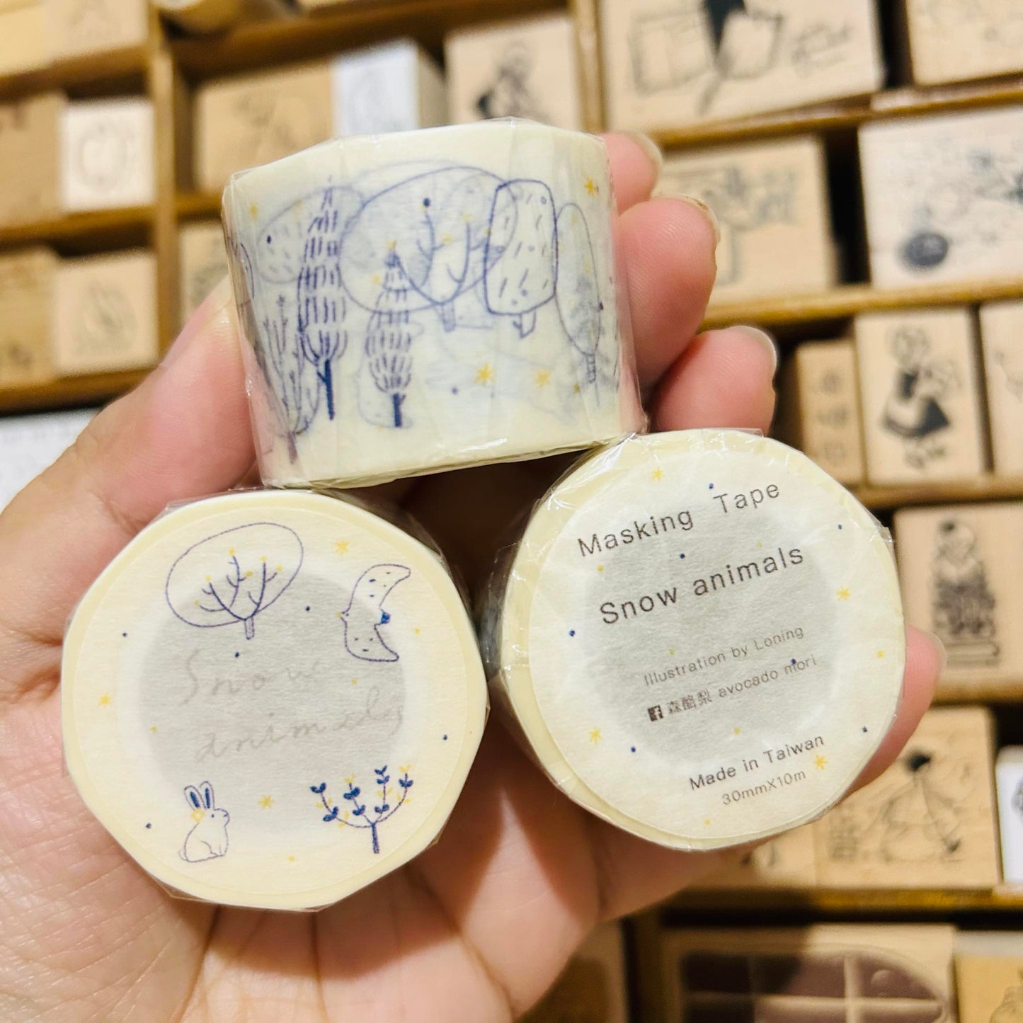 avocadomori Snow Animals Masking Tape Roll and Samples