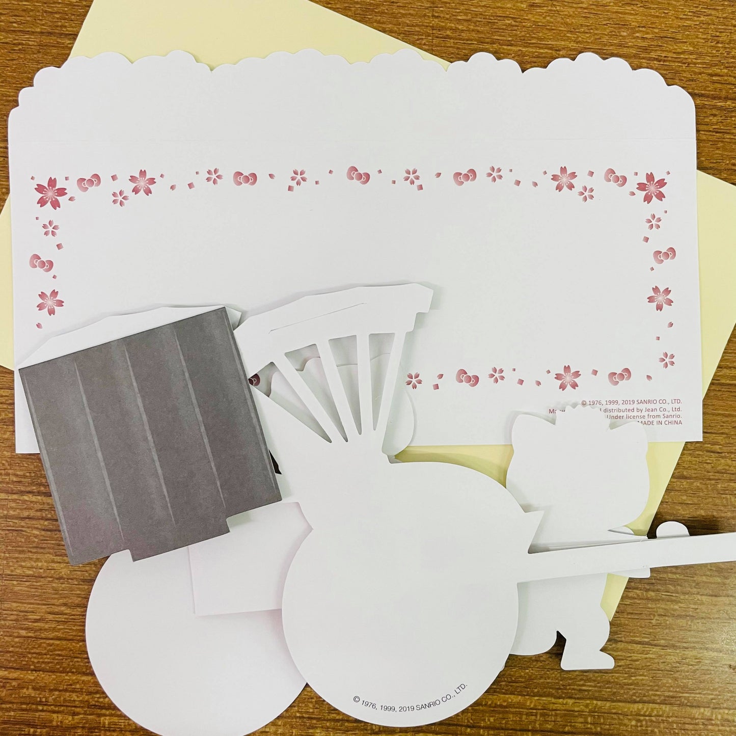 Hello Kitty 3D Japanese Rickshaw Card