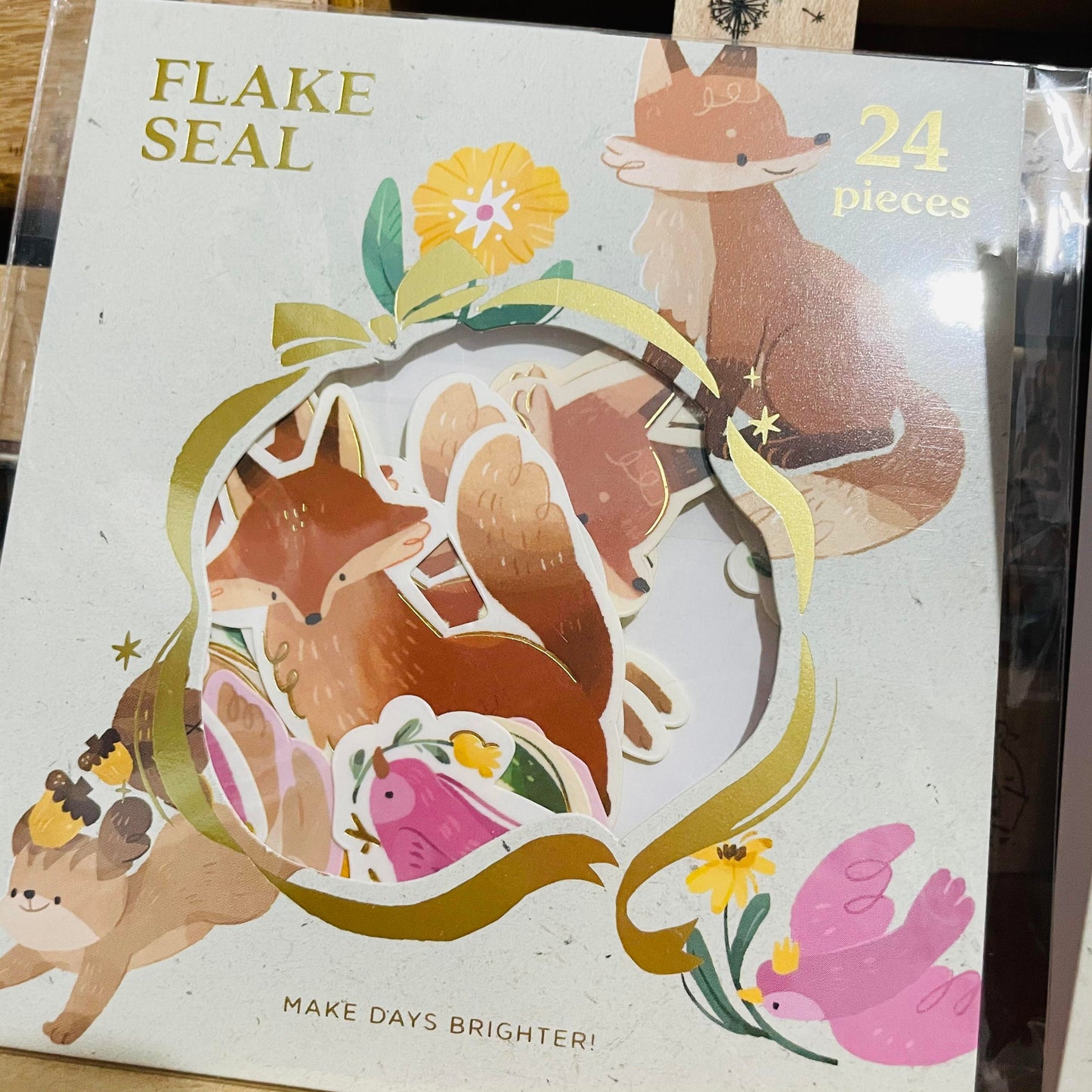 wwiinngg Fox Friends Foiled Sticker Flakes Pack