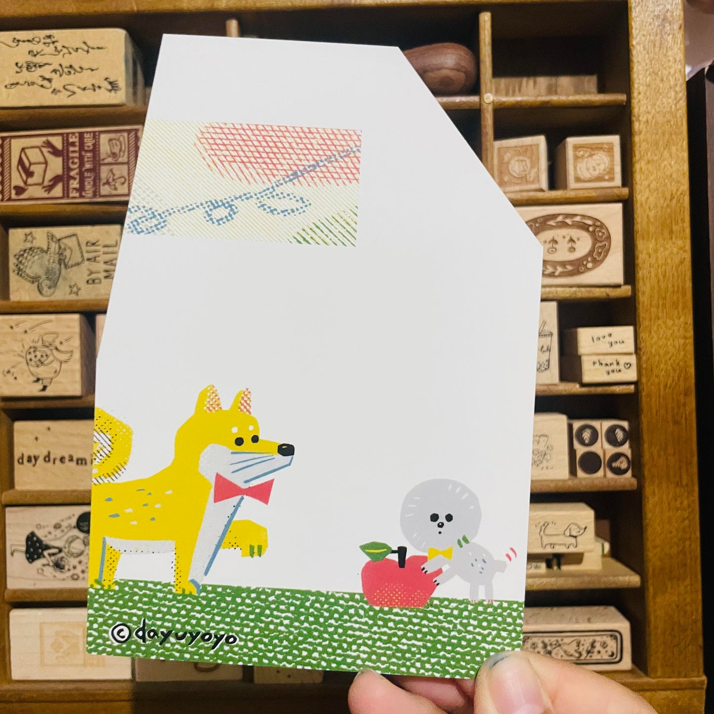 Dayuyoyo Dog House-Shaped Postcard