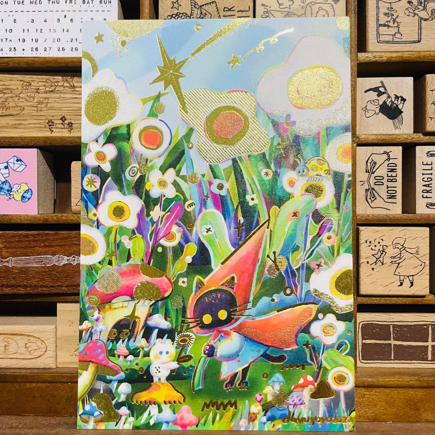 Dayuyoyo Cat Flower Gold Foiled Big Postcar