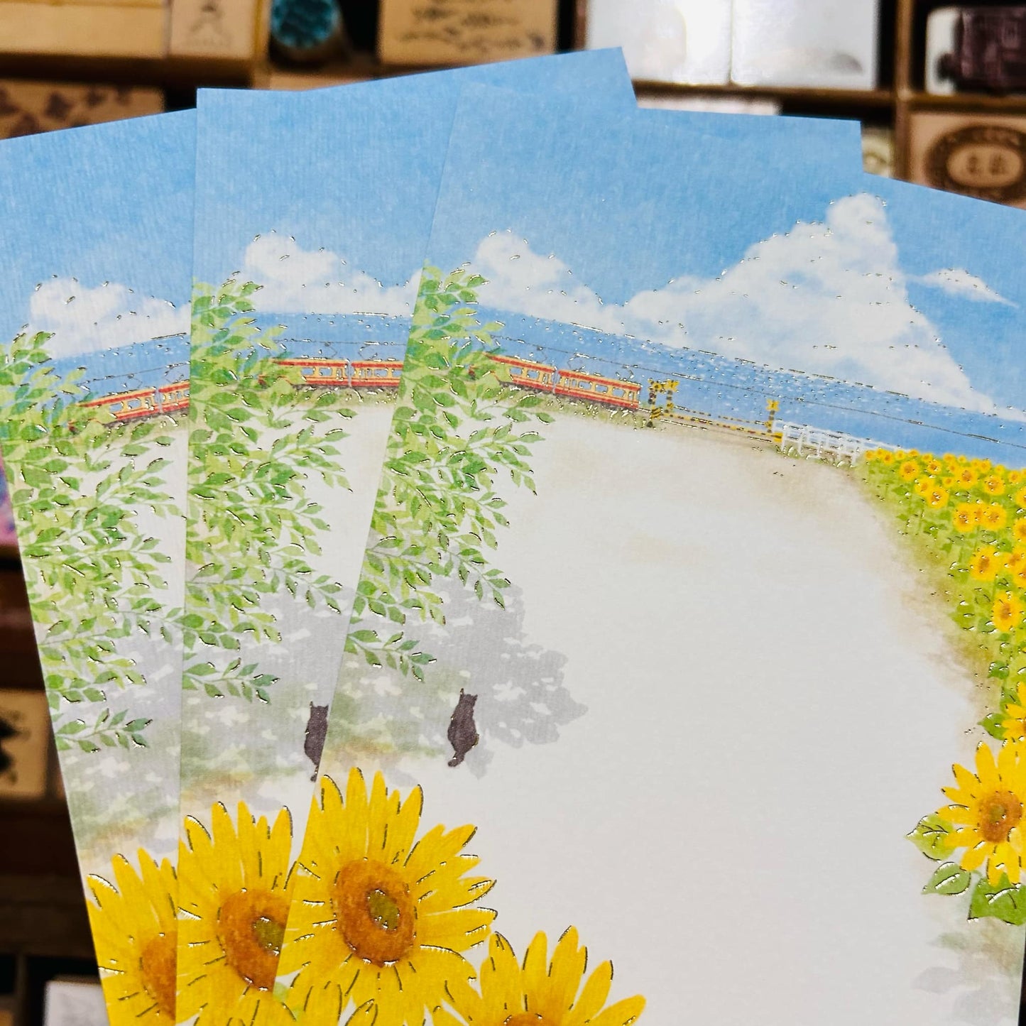 Sanrio Cat Sunflower Foiled Postcard Pack