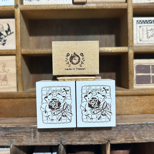 Kitsunebiyori Roses Stamp