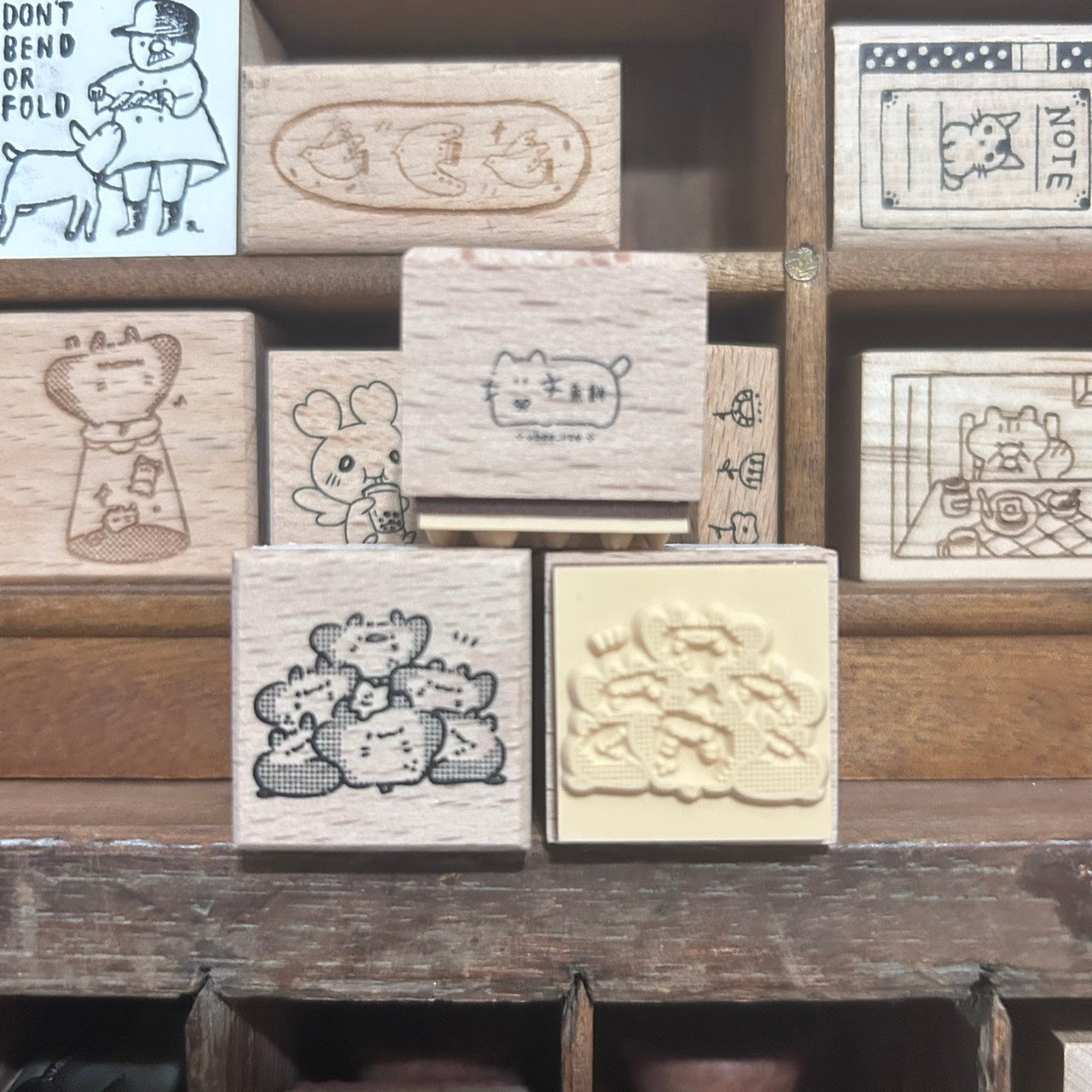 UBEE Manta Rays Wood Stamp